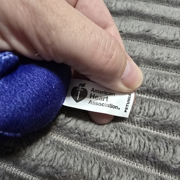 EUC American Heart Association reward keychains - Picture 8 of 8